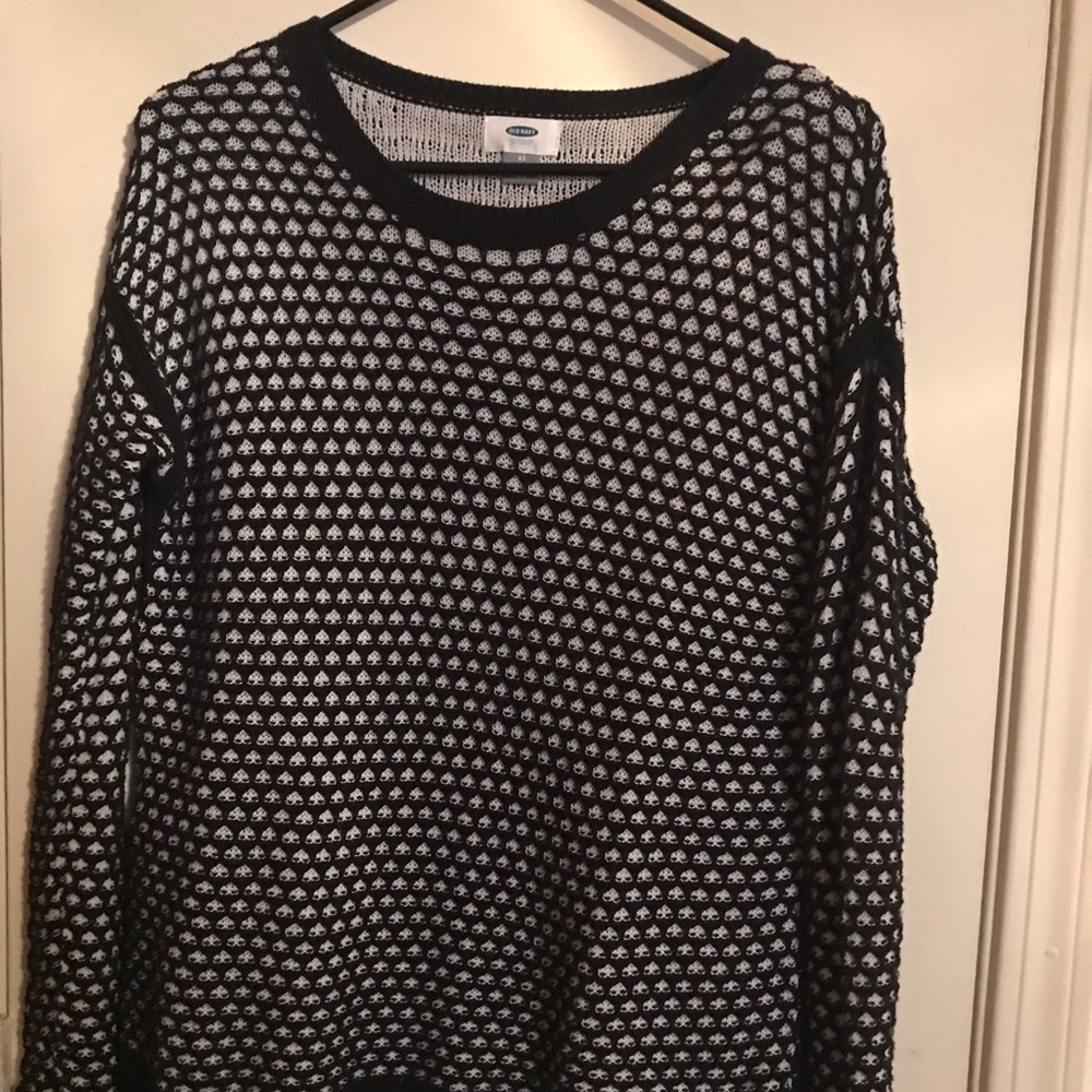 Black and white sweater